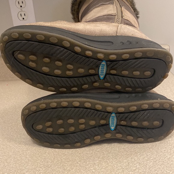 Cougar fur lined leather snow boots - Picture 7 of 9